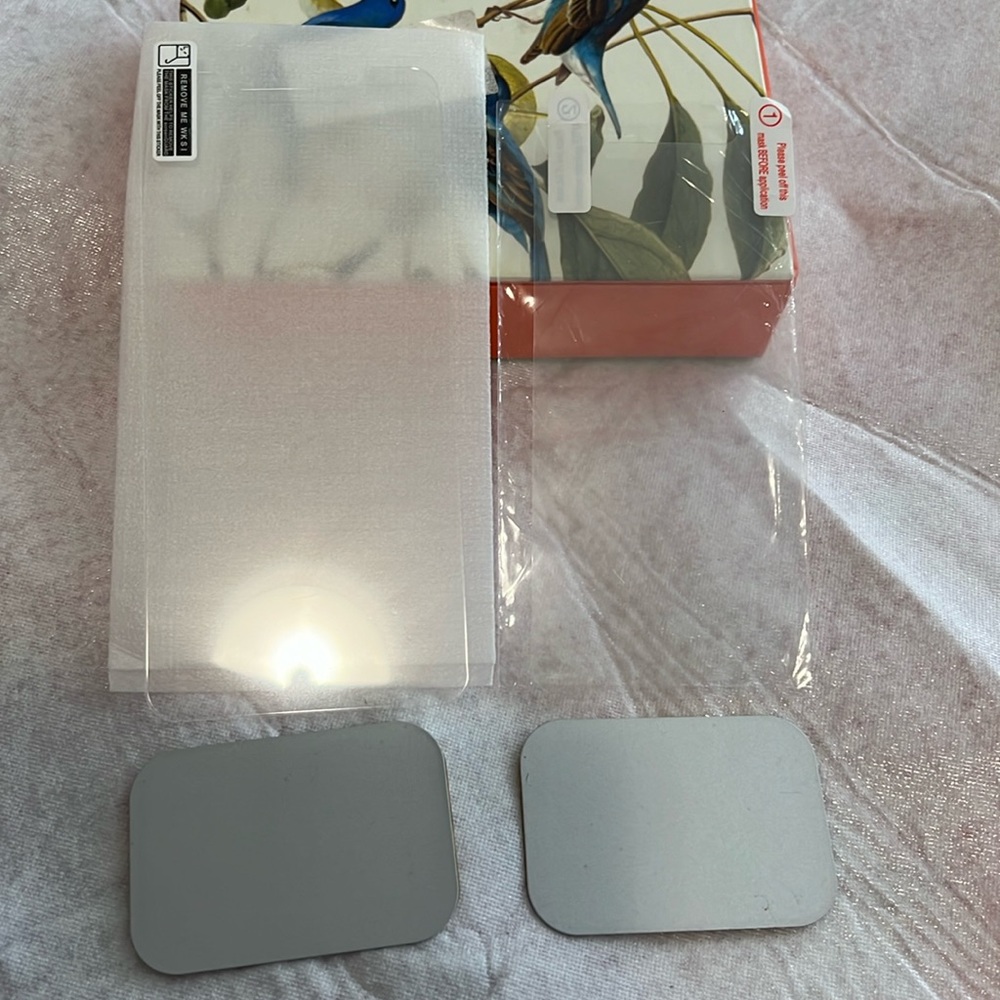 iPhone Screen Protector & Magnets - Picture 1 of 4